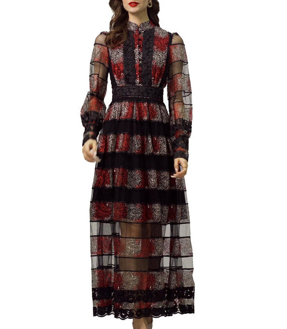 فستان ماكسي شفاف بأجزاء من الدانتيل وخطوط مطرزة – فيفيانا