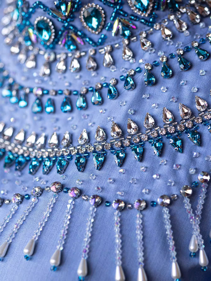 定制喇叭套装，配缎面泡泡袖 - VALENCIA 