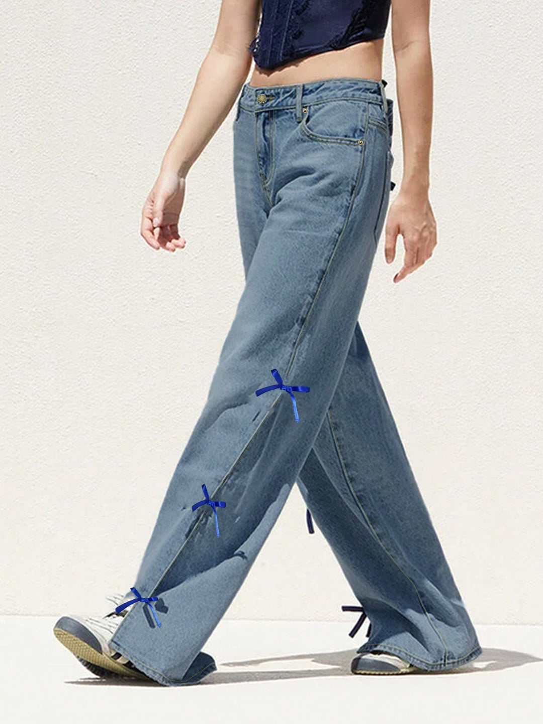wide-leg denim pants with bow accents – AZURANDI