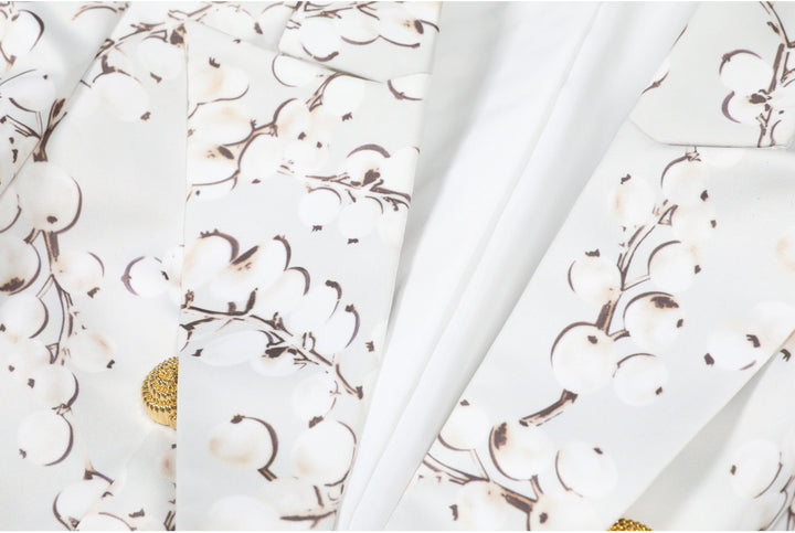 بليزر ساتان مزهر بأزرار ذهبية – سيرافينا