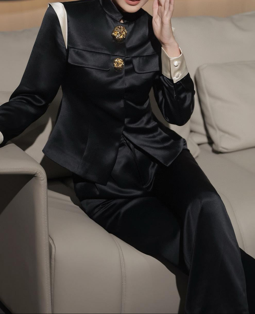 satin tailored suit with structured shoulders – AURELIA