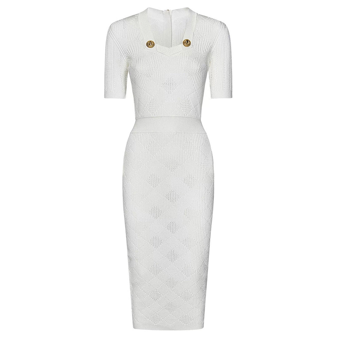 فستان متوسط ​​الطول محبوك بأكمام قصيرة وأزرار ذهبية – أورارلي