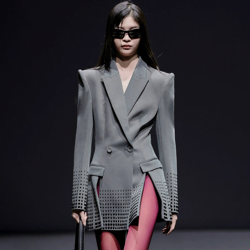 Plissiertes Oberteil mit ausgestellten Ärmeln und Maxirock-Set mit Taillengürtel – Rosiny 