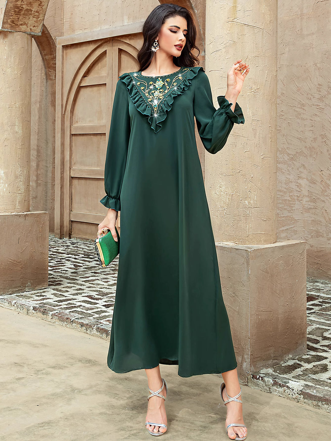 定制喇叭套装，配缎面泡泡袖 - VALENCIA 