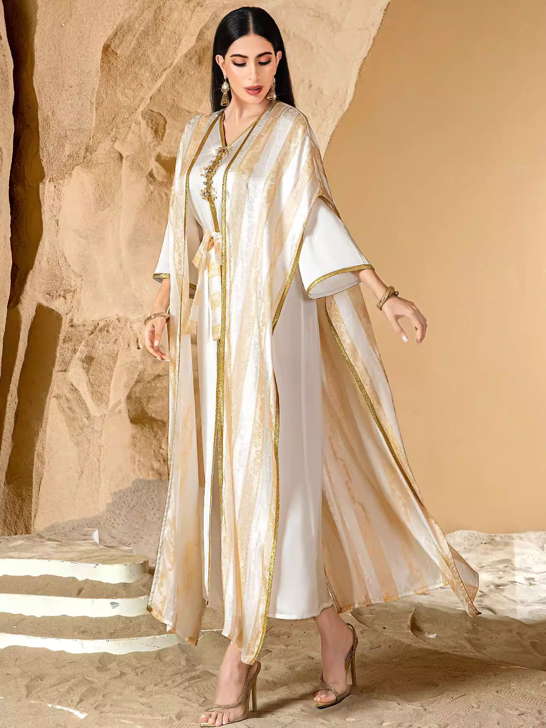 فستان مخملي طويل مكشوف الكتفين بفتحة جانبية - منتصف الليل