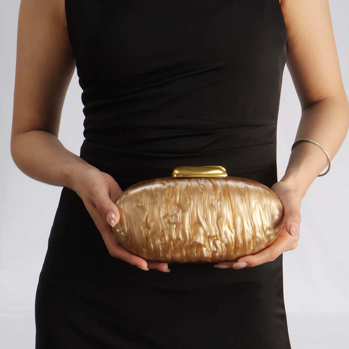 oval acrylic clutch with marble texture – CELESNEK