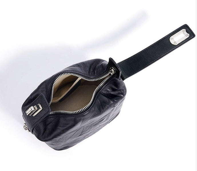 gewebte Rattan-Tragetasche mit doppelten Ledergriffen – LÉONIE 