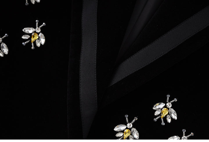 جاكيت مخملي بأزرار أمامية وحافة من الدانتيل الشفاف - صيفي