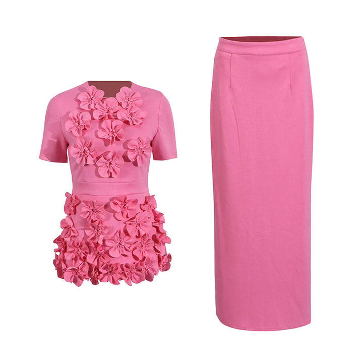 short-sleeve peplum suit with 3D floral appliqués – BLOOMIV