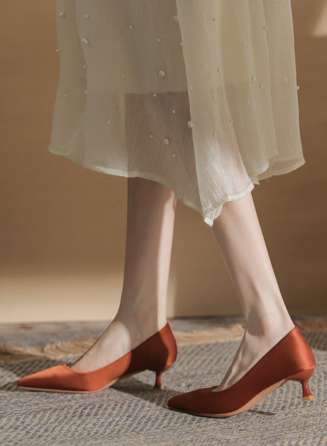 pointed-toe pumps with flared kitten heel – SERENALI