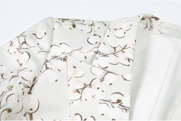 بليزر ساتان مزهر بأزرار ذهبية – سيرافينا