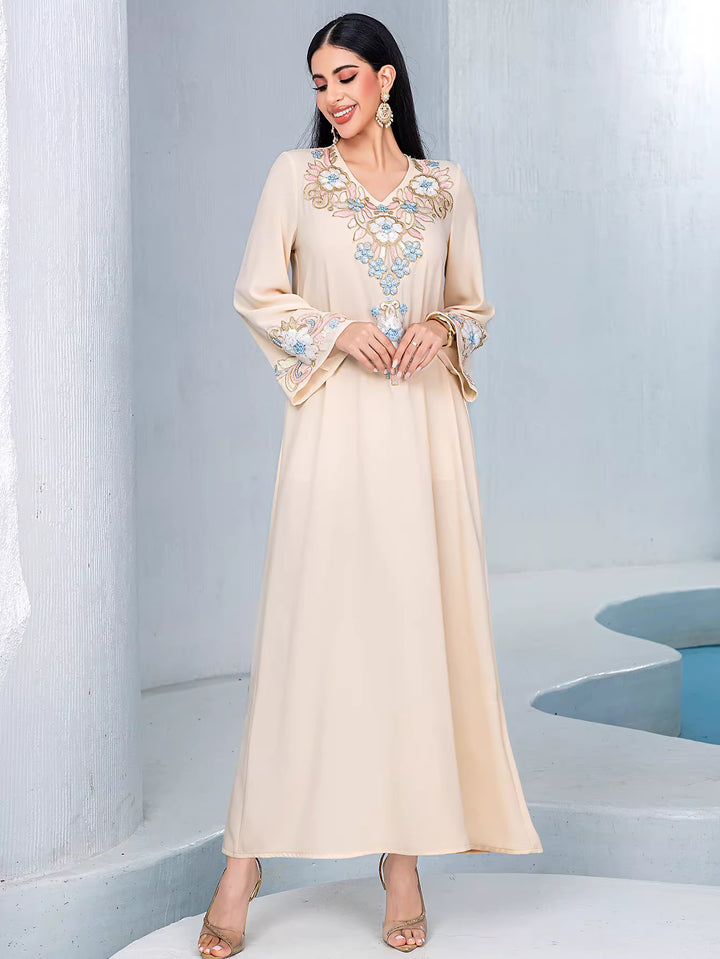 Embroidered V-neck maxi dress – LUMIÈRE