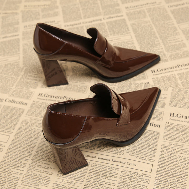 pointed-toe block heels with glossy strap - SIENARTI