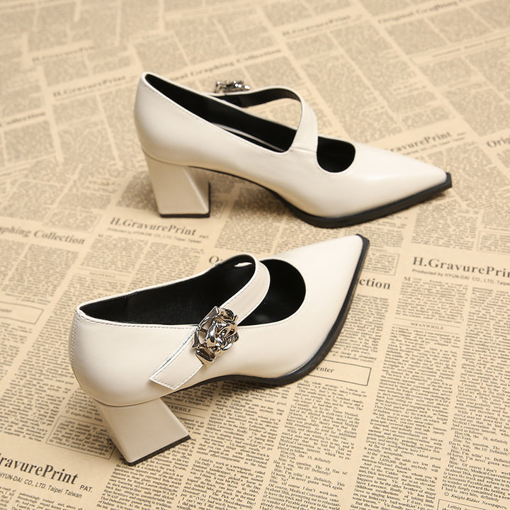 pointed toe block heels with floral strap detail – CAMILAQLI