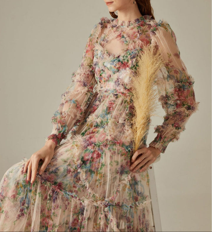 فستان تول شفاف متعدد الطبقات مزين بالزهور – فيوريلا