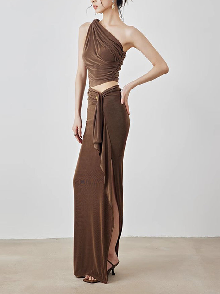 Plissiertes Oberteil mit ausgestellten Ärmeln und Maxirock-Set mit Taillengürtel – Rosiny 