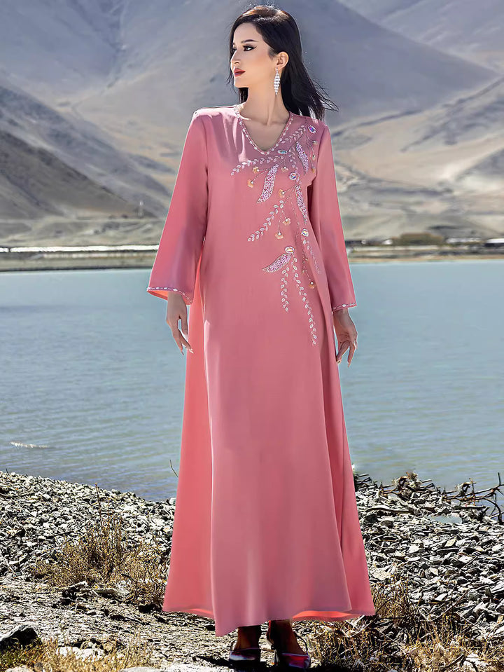 فستان عمودي بأكمام طويلة ورقبة مزينة - ليلازي