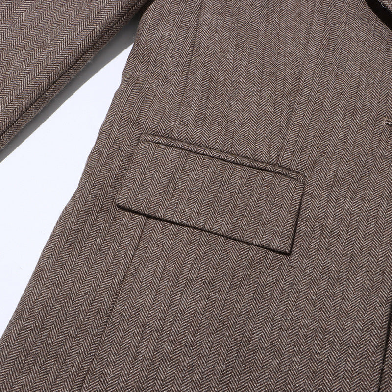 Houndstooth blazer with oversized floral detail - Viktu