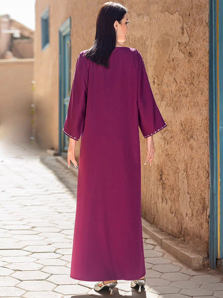 فستان قفطان ماكسي مزين بتطريزات أنيقة - أمارا