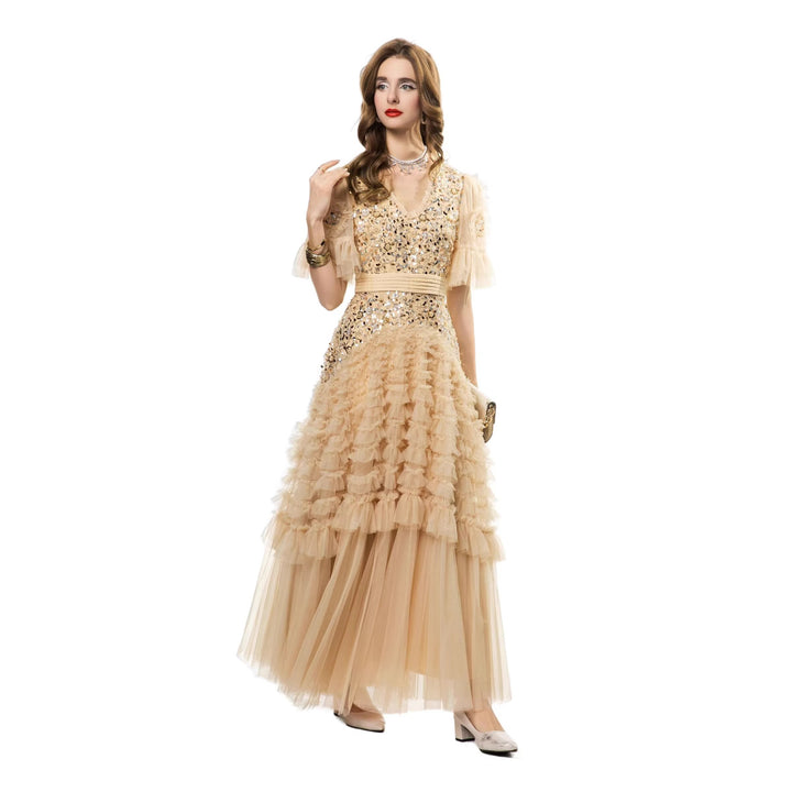 فستان من التول المكشكش مع صدّار مزخرف – فيوليتا