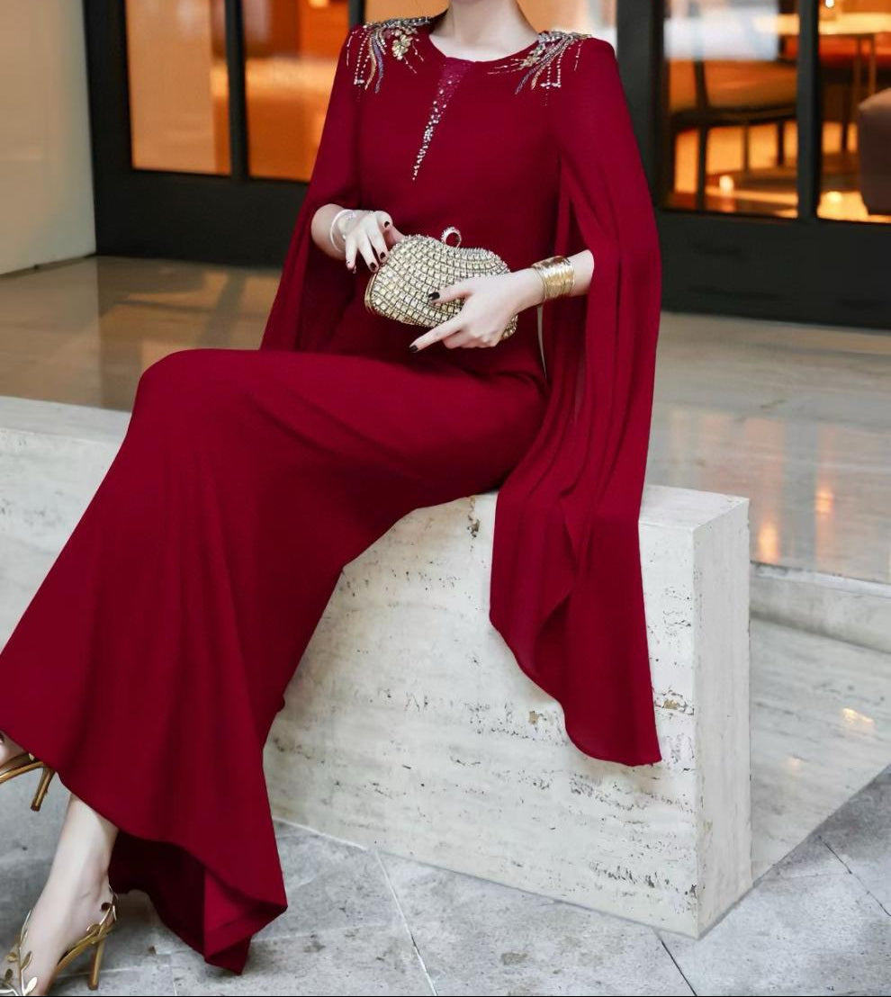 فستان حورية البحر بأكمام كاب وأكتاف مزينة – روزابيل