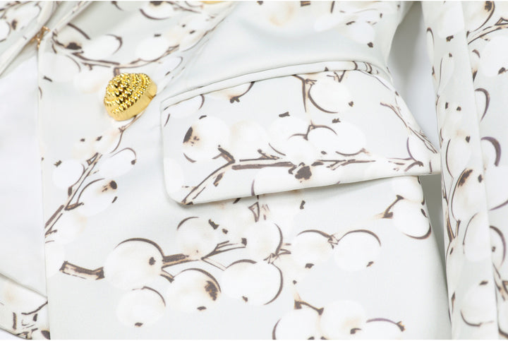 بليزر ساتان مزهر بأزرار ذهبية – سيرافينا