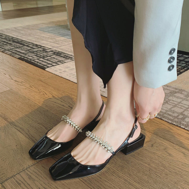 حذاء بكعب مربع مفتوح من الخلف مع حزام كريستالي - ألثياكسي