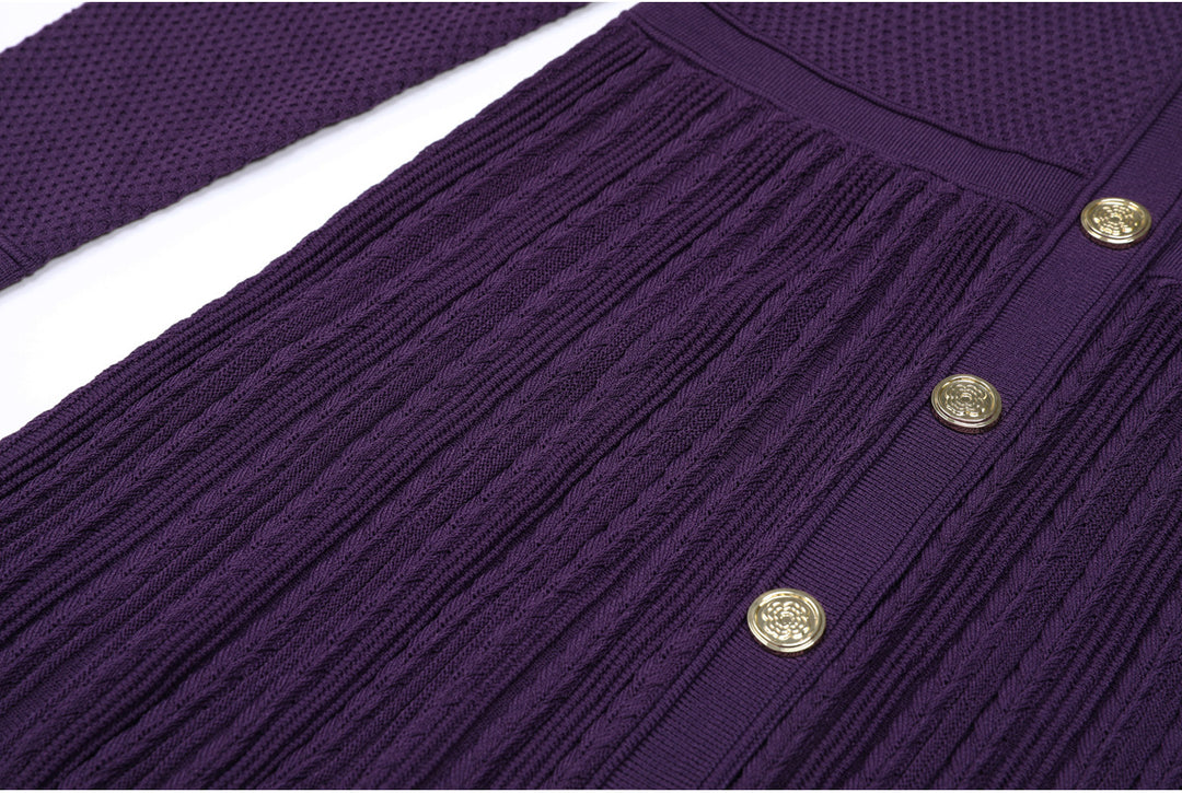 فستان محبوك بأكمام طويلة وأزرار أمامية – إلارا