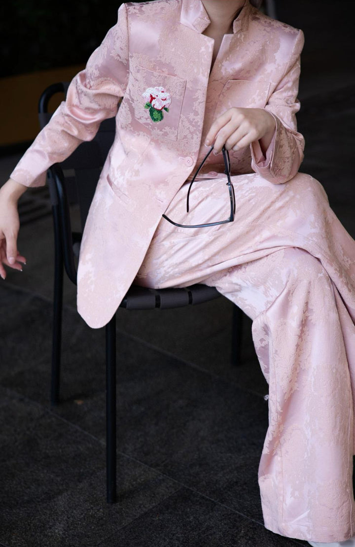 brocade tailored pantsuit with floral patch – VERDANA