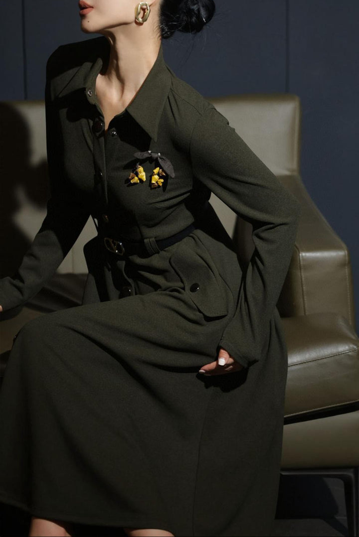 military-style midi dress with belted waist – ASTRID