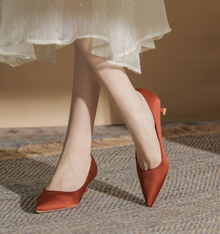 pointed-toe pumps with flared kitten heel – SERENALI