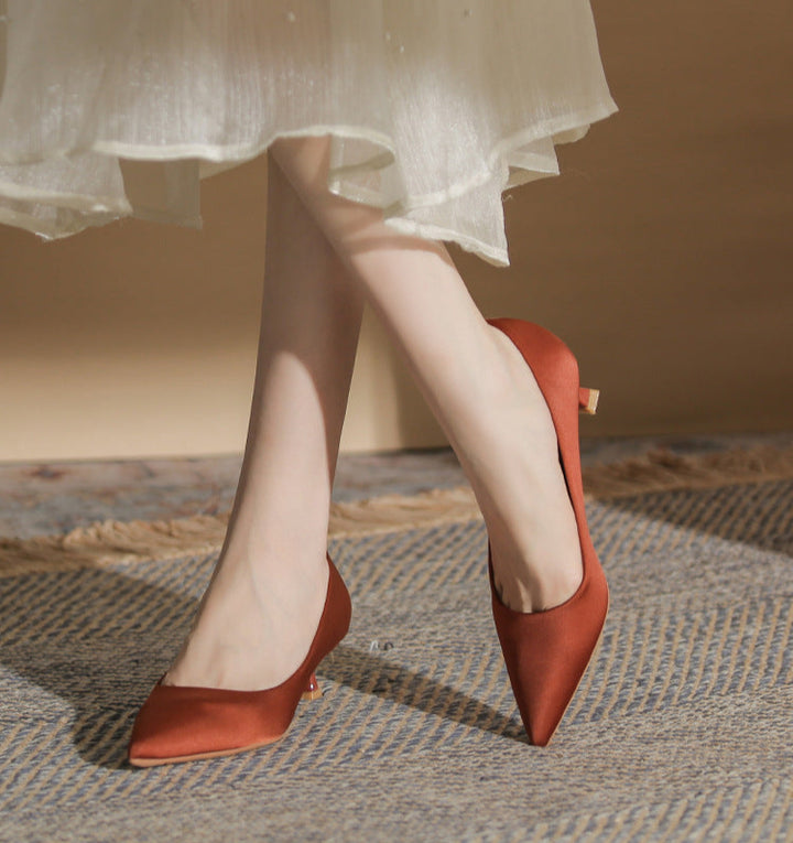 pointed-toe pumps with flared kitten heel – SERENALI