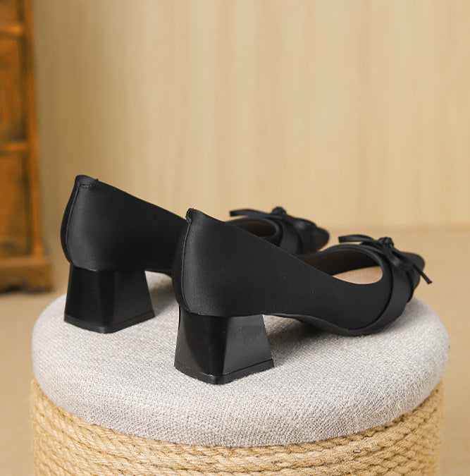 حذاء بكعب سميك مع تفاصيل فيونكة ساتان – سيريناوتو