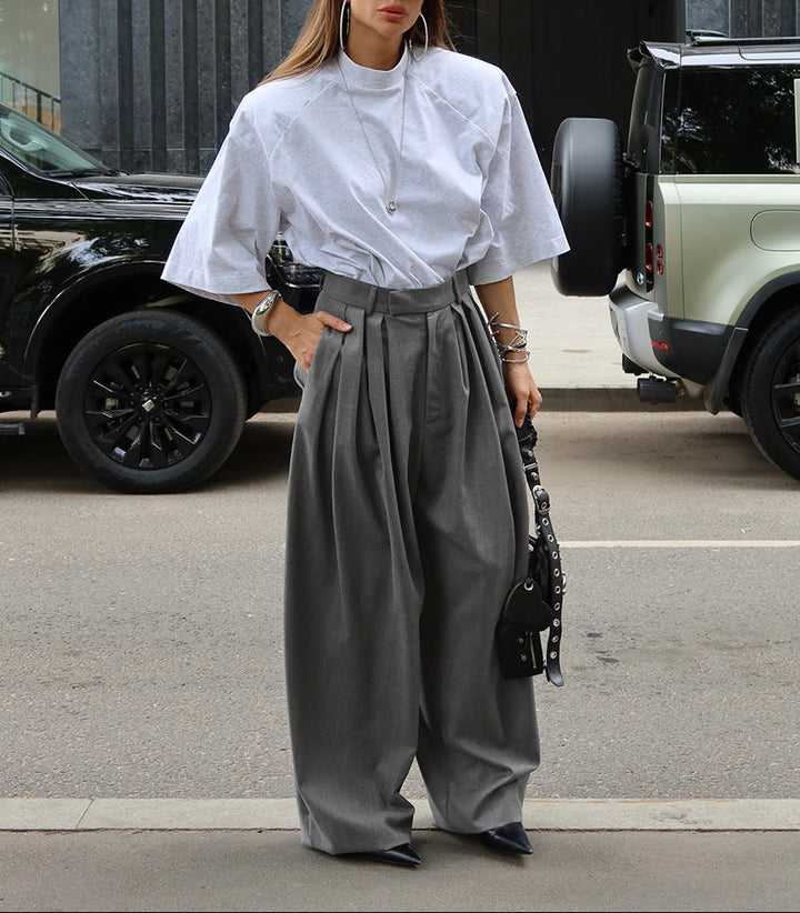 oversized pleated wide-leg trousers with high structured waist – TAYLA