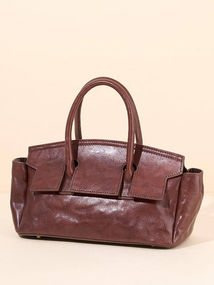 بلوزة مخملية بأكمام طويلة وياقة مزينة – تامر