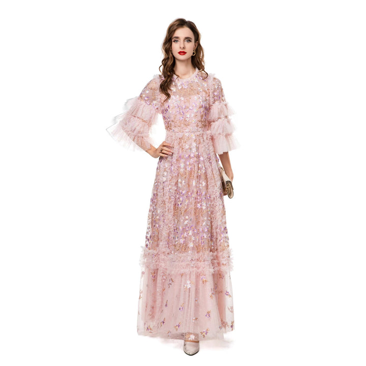 فستان من التول متعدد الطبقات مع تطريز زهور الترتر – أورورا