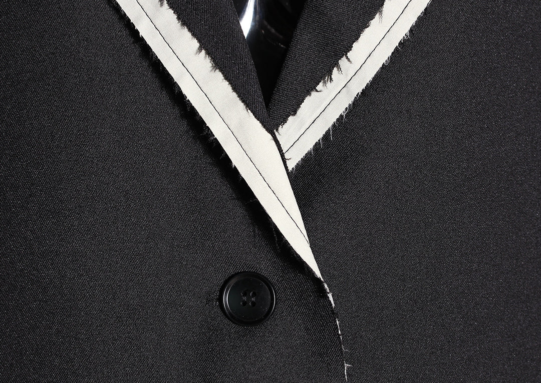 tailored black blazer with contrast trim – NOIR