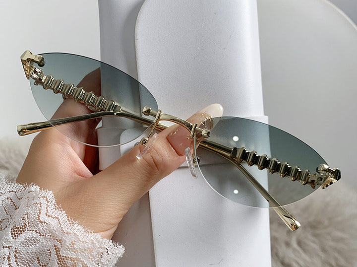 rimless cat-eye sunglasses with gold studded temples – ASTRIDI