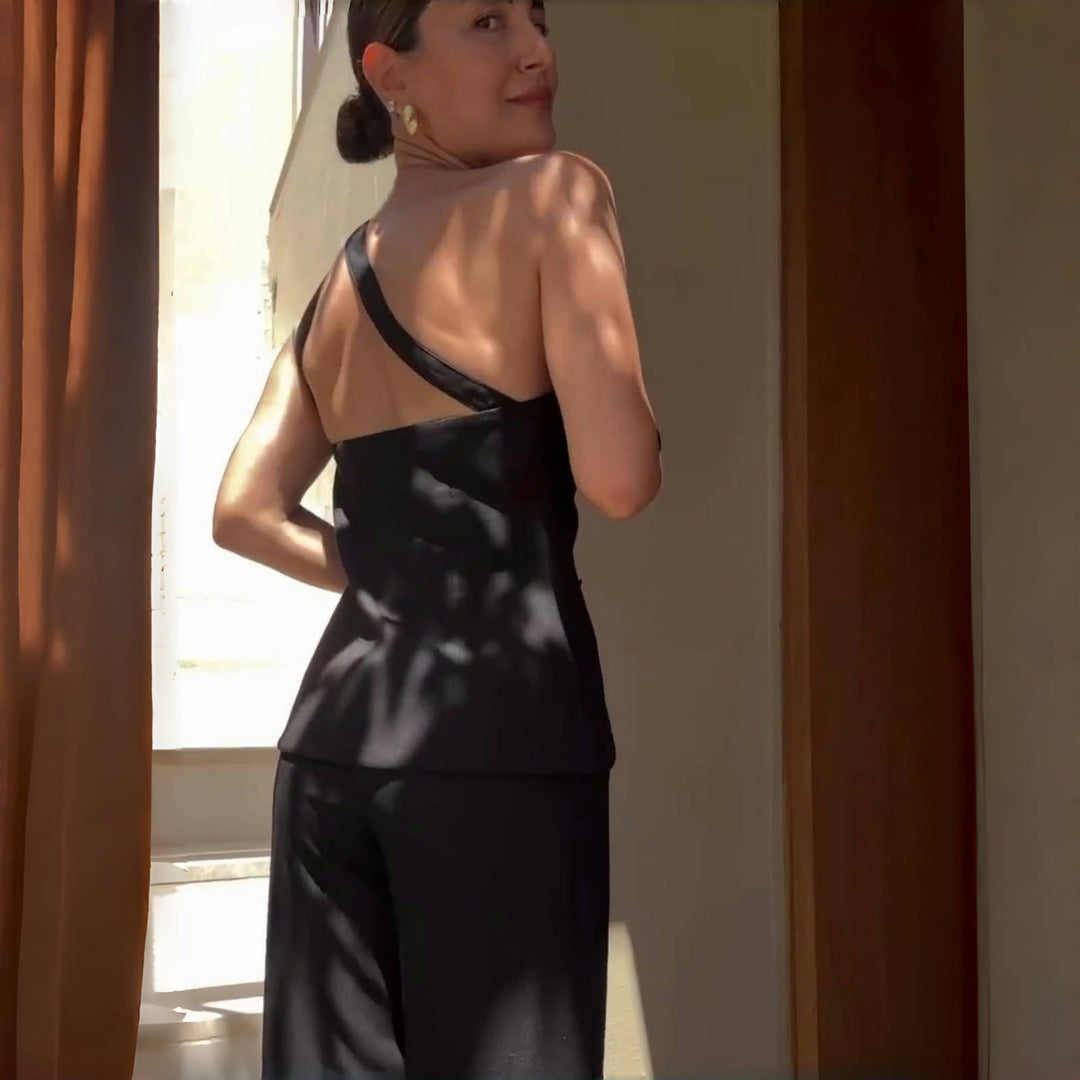 asymmetric one-shoulder corset top with hook detail – VANTIS