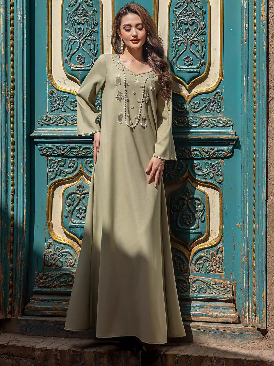 定制喇叭套装，配缎面泡泡袖 - VALENCIA 