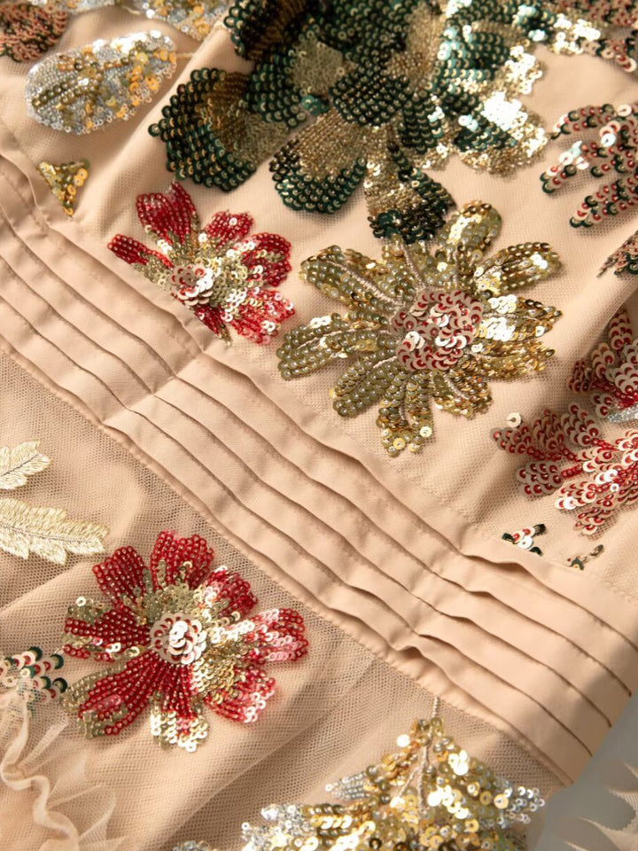 فستان من التول المكشكش مع تطريز بالترتر الزهري – أورورا