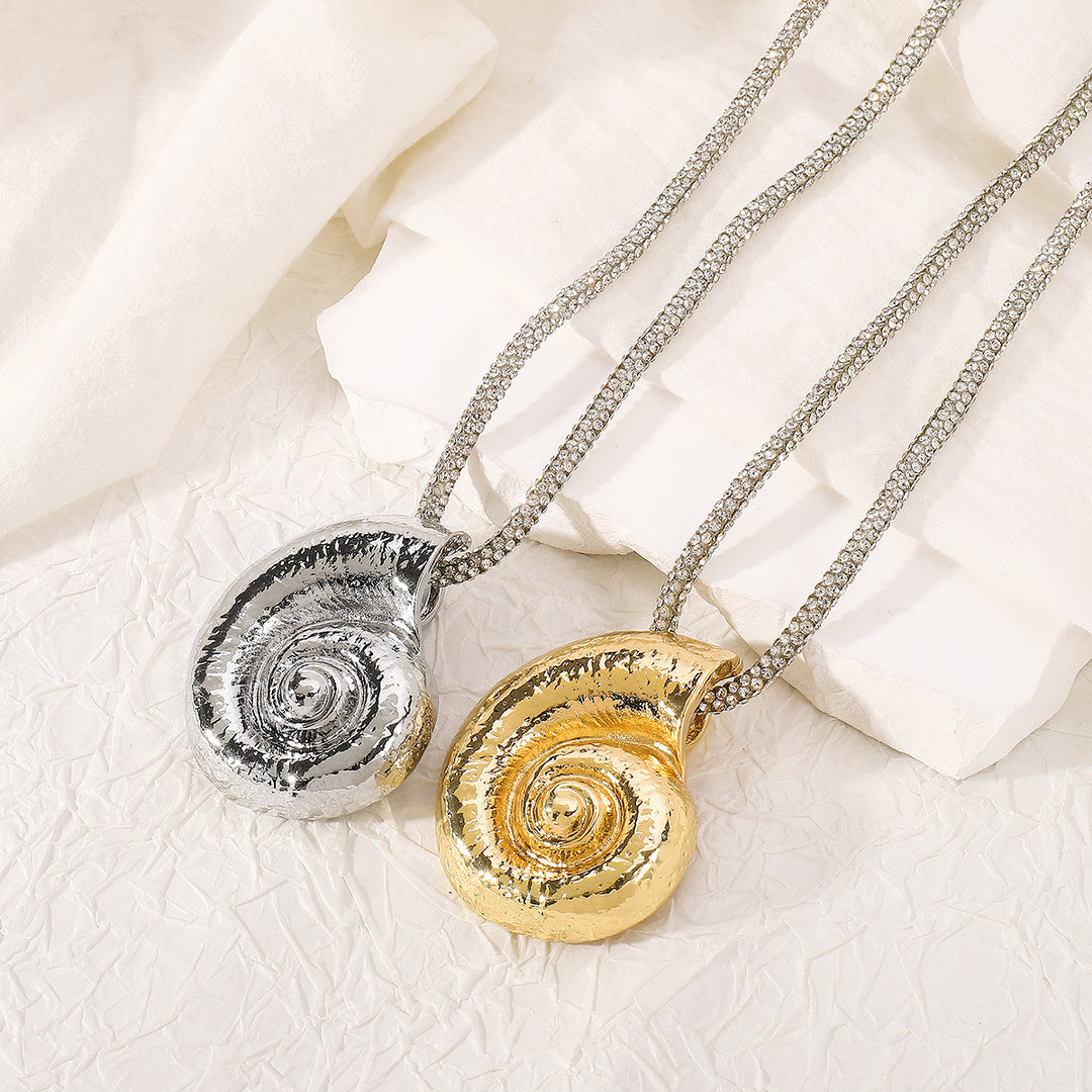 collier chaîne multicolore avec breloques de mer en émail - CORALIA 