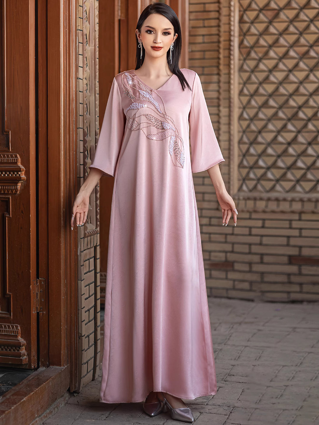 op maat gemaakte flare-pak met satijnen pofmouwen – VALENCIA 