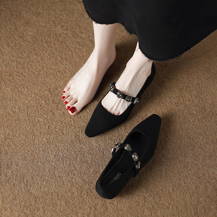 pointed flats with embellished strap - ZOYANRIT