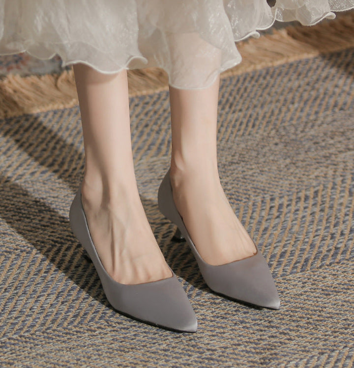 pointed-toe pumps with flared kitten heel – SERENALI