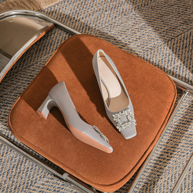 square-toe block heels with crystal buckle – AURORZAM