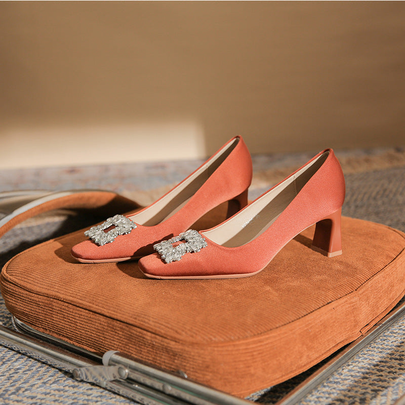 square-toe block heels with crystal buckle – AURORZAM