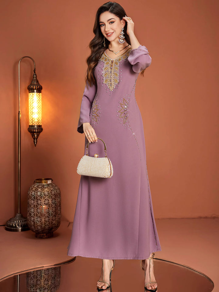 op maat gemaakte flare-pak met satijnen pofmouwen – VALENCIA 