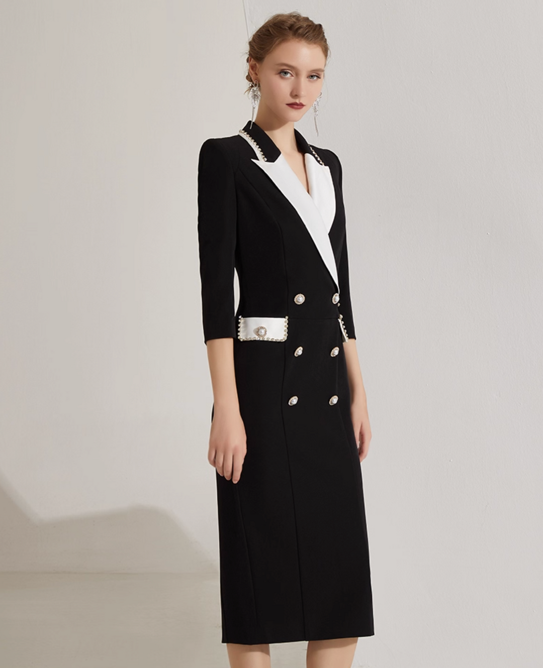 定制喇叭套装，配缎面泡泡袖 - VALENCIA 