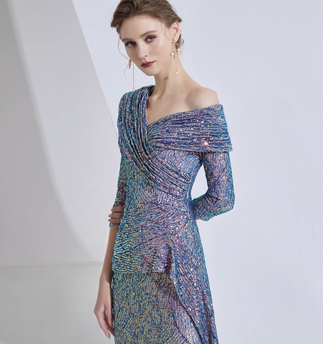 定制喇叭套装，配缎面泡泡袖 - VALENCIA 